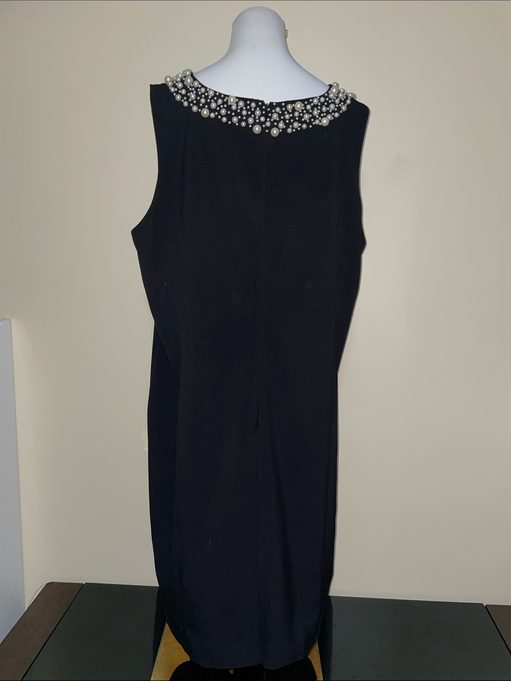 Calvin Klein Elegant Pearl-Trim sleeveless dress and sweater set | 22W | 2X - Picture 9 of 11